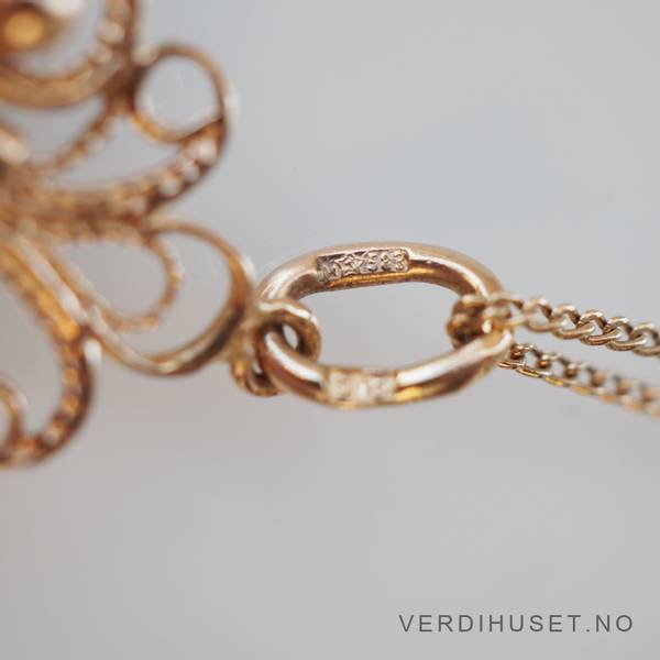 Hovedbilde Halssmykke i 14 K gull med  rød-brun sten