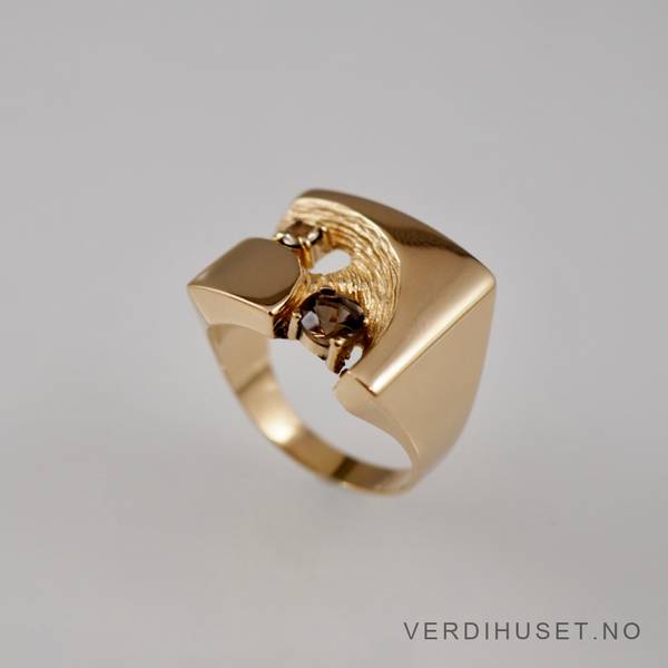 Hovedbilde Ring i 14 K gull med brun og blank sten
