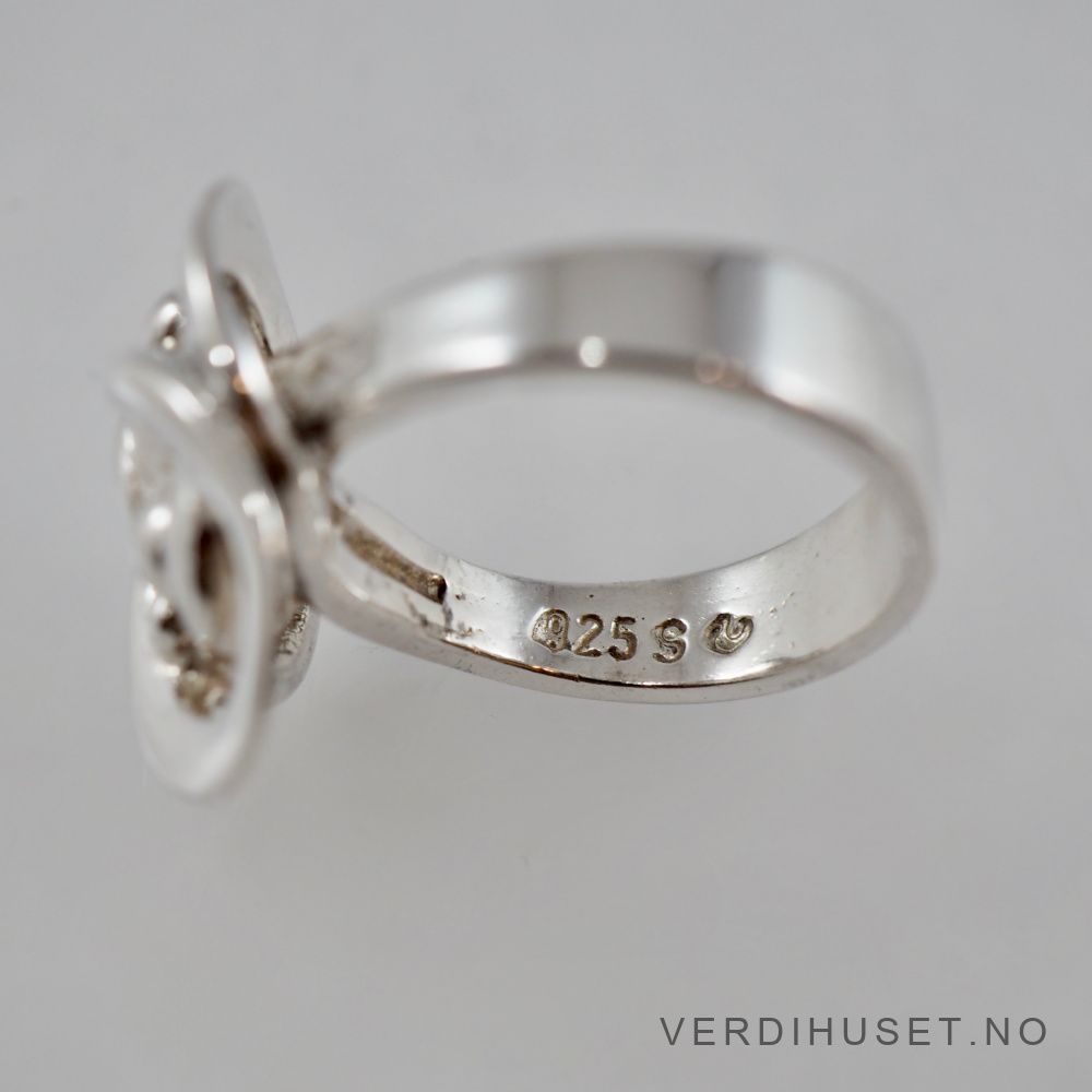 Ring i sølv