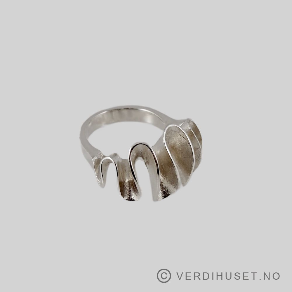 Massiv ring i sølv