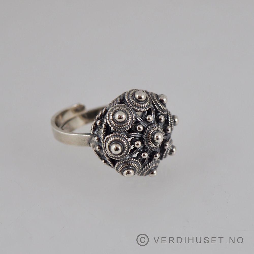 Ring i sølv
