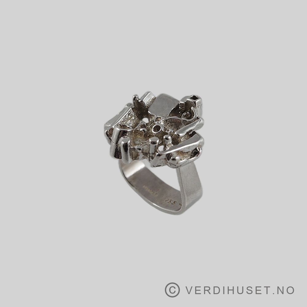 Ring i sølv - Juhls, Kautokeino
