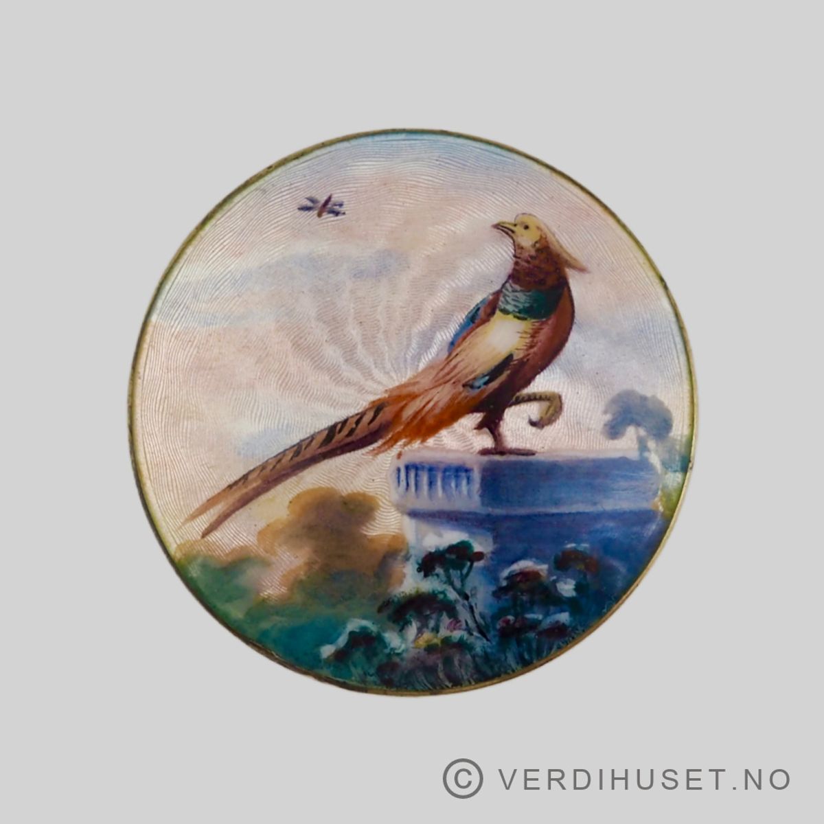 Brosje i forgylt sølv med emalje - G.G.