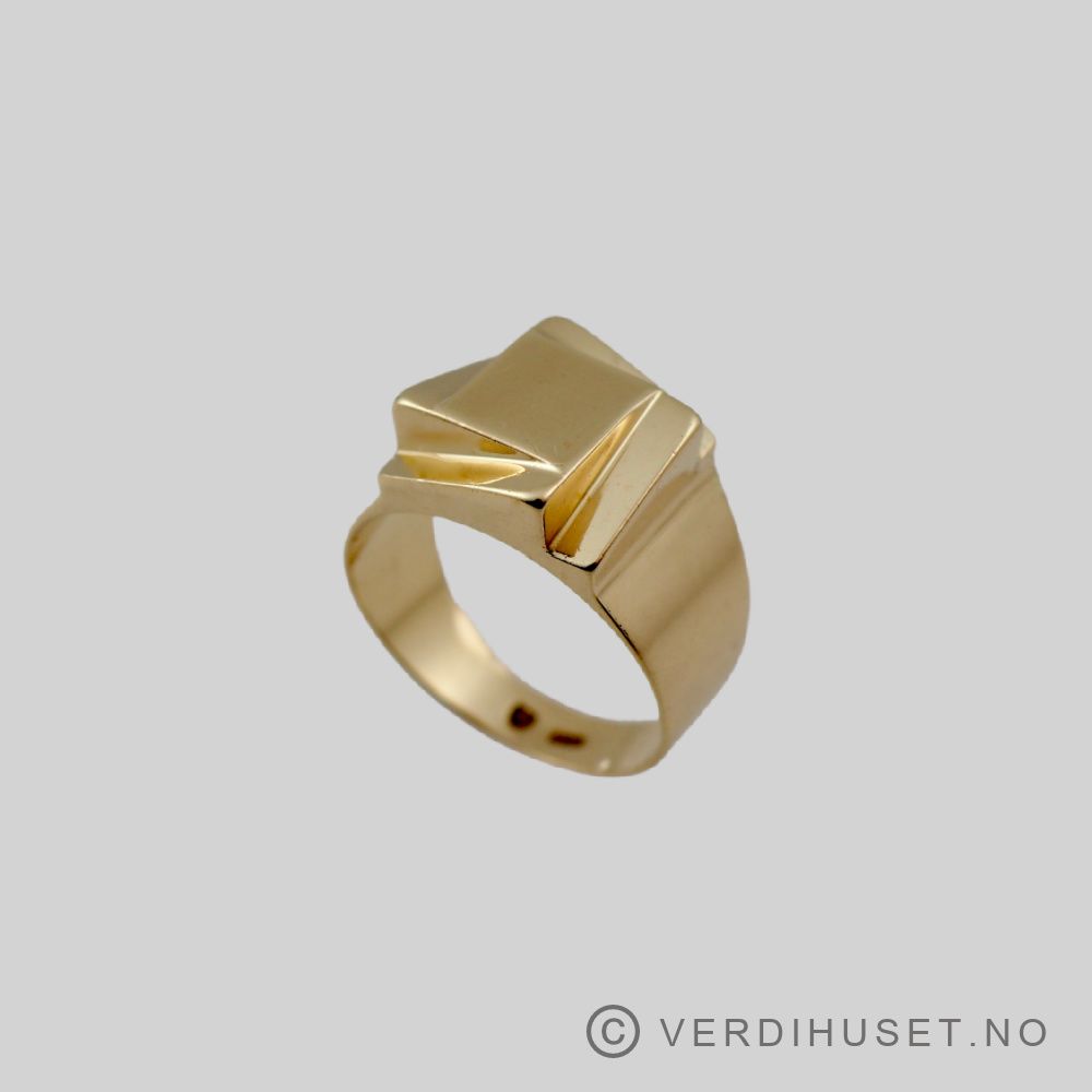 Ring i 14 K gull