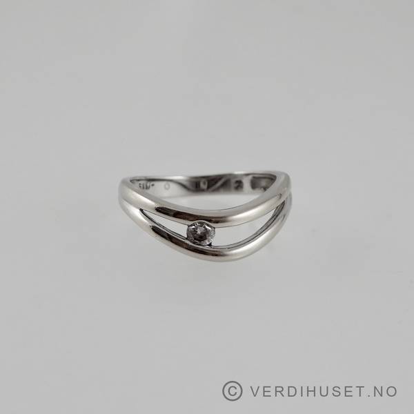 Hovedbilde Ring i 14 K hvitt gull med blank sten