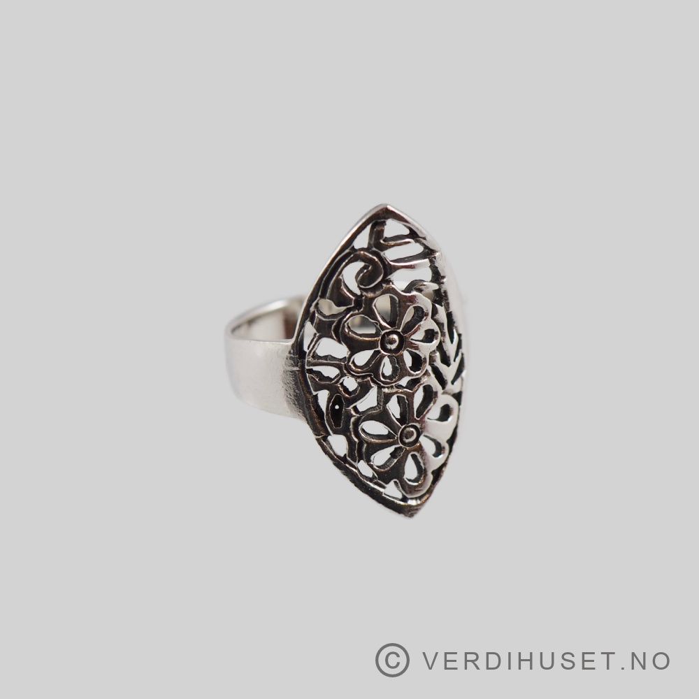 Ring i sølv