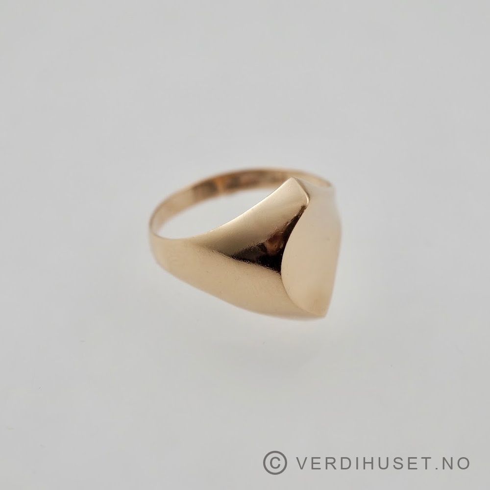 Ring i 9 K gull 